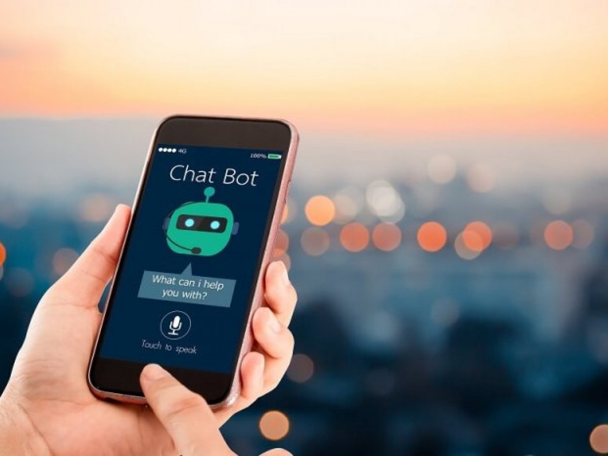 Apa itu Chatbot? Cara Kerja, Contoh & Manfaatnya untuk Bisnis